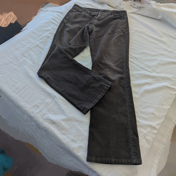 Ralph Lauren Brown Flare Pants with Boot Cut Style - Picture 5 of 6